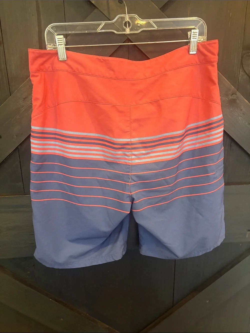 Vineyard Vines stylish men